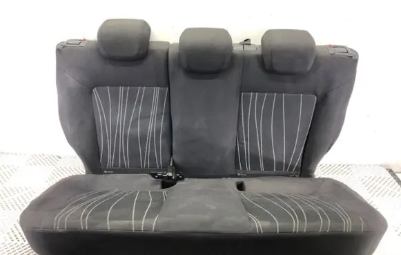Opel Corsa D Second row seats 