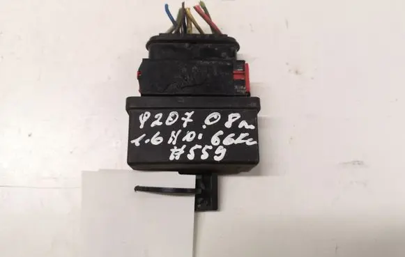 Peugeot 207 Glow plug pre-heat relay