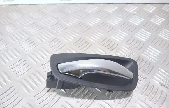 BMW 1 E82 E88 Front door interior handle 6962101