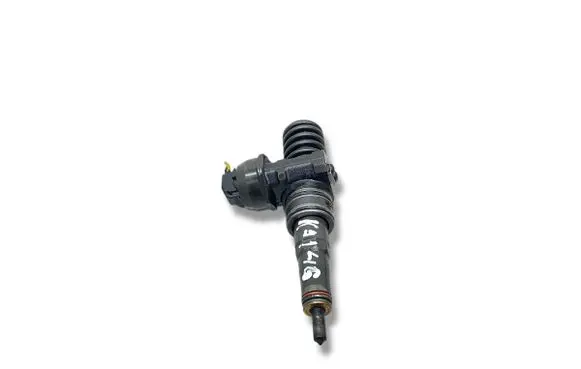 Seat Ibiza IV (6J,6P) Fuel injector 0414720314 038130073BP