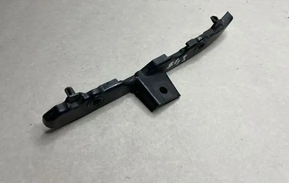 BMW 7 G11 G12 Front bumper mounting bracket 7357199