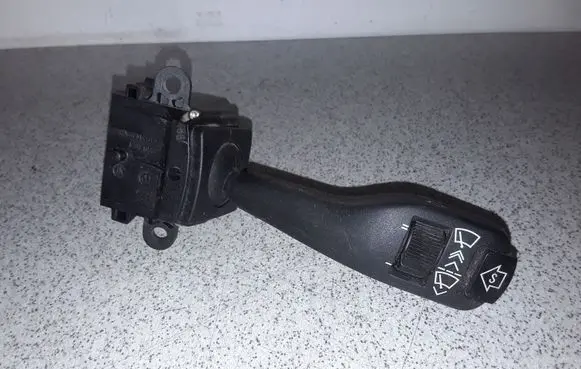 BMW 5 E39 Wiper control stalk 8375407