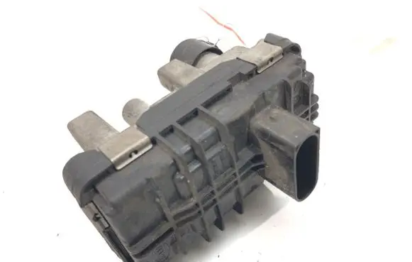 Jaguar XE Turbo charger electric actuator 