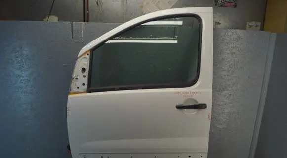 Peugeot Expert Front door