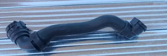 BMW 5 G30 G31 Engine coolant pipe/hose 9317614 16383510