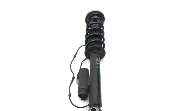 BMW 5 G30 G31 G38 Rear shock absorber with coil spring 6865272 6867354