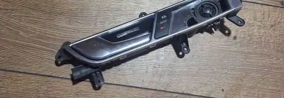 Audi A6 S6 C6 4F Front door interior handle 4f0837019c