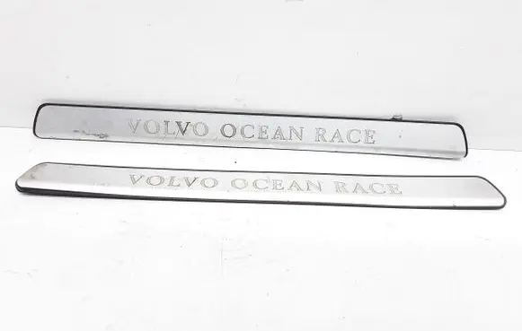 Volvo V60 Front sill trim cover 30790905