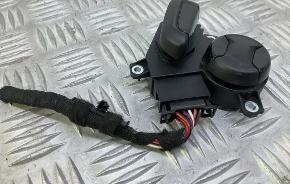 Volkswagen Golf VII Seat control switch 3G0959778