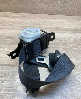 Honda Civic Rear seatbelt 305730510AA 501VA8Q26P