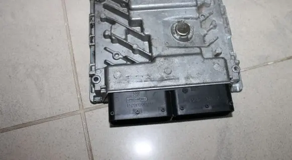 Audi A3 S3 8V Engine control unit/module 8V0906259J TT6D027MMG1D 06K907425B