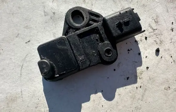 Camshaft position sensor