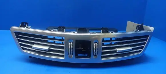Mercedes-Benz S W221 Dash center air vent grill A2218300954 05569000 05569001