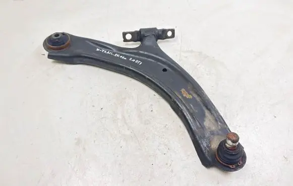 Nissan X-Trail T31 Front lower control arm/wishbone