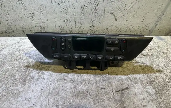 Jaguar S-Type Climate control unit XR8H18C612AK
