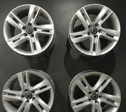 Volvo S60 R17 alloy rim 31381412