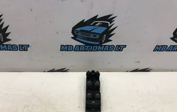 Volvo XC60 Electric window control switch 31272008