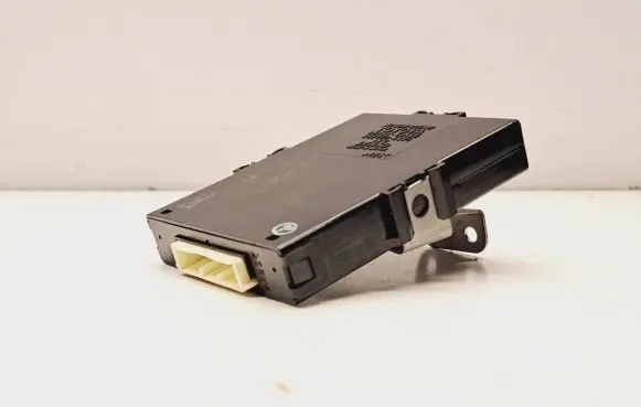 Lexus RX 330 - 350 - 400H Gateway control module 8911148100 2324005330