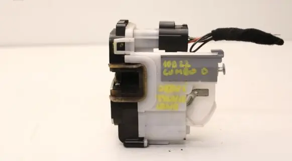 Opel Combo D Rear door lock 