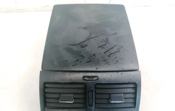 Toyota Avensis Verso Dash center air vent grill 5565144050 55651-44050
