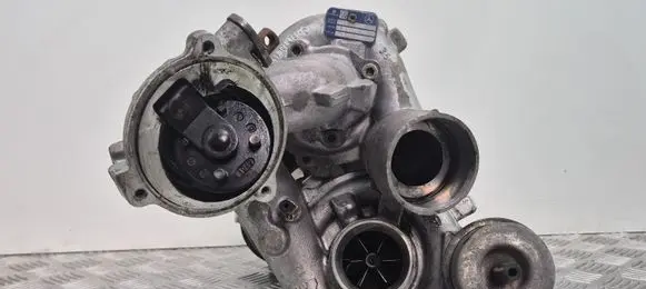 Mercedes-Benz C W204 Turbo A6510904080 A6510902880