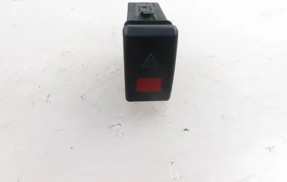 Skoda Octavia Mk1 (1U) Hazard light switch 