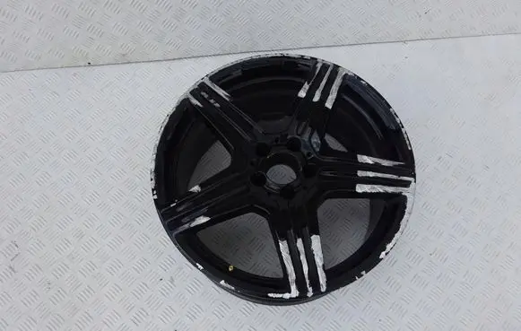 Mercedes-Benz CLS C218 X218 R19 alloy rim A2184011802