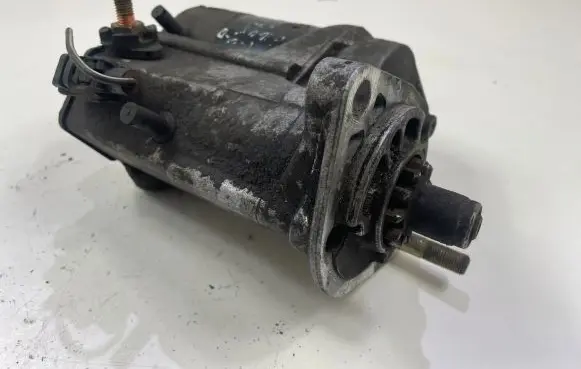 Toyota Hilux (AN10, AN20, AN30) Starter motor