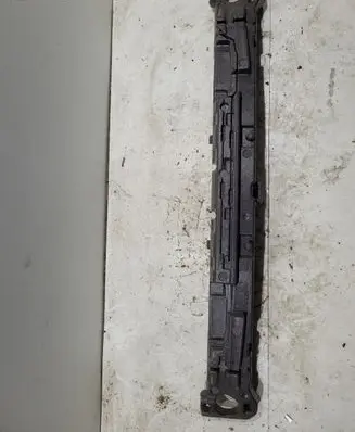 Front bumper foam support bar