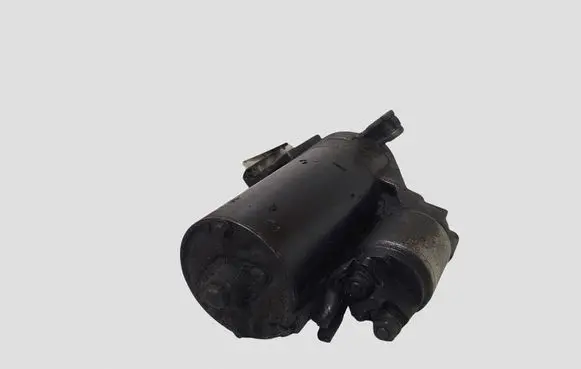 BMW 1 E81 E87 Starter motor 7798006 0001139002