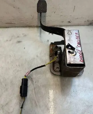 Dodge Caliber Brake pedal 05273419AH