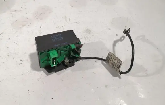 Citroen Xsara Picasso Glow plug pre-heat relay 9639912580