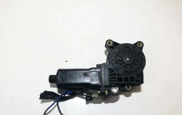 Hyundai Terracan Front door window regulator motor