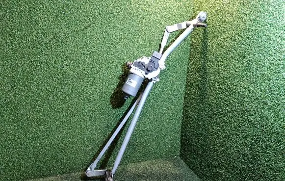 Renault Master III Front wiper linkage and motor 8200734788 141409360