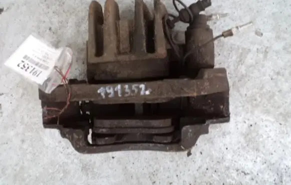 Peugeot 605 Front brake caliper