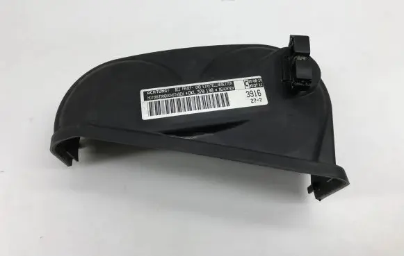 Volkswagen Golf VII Timing belt guard (cover) 04E109108J