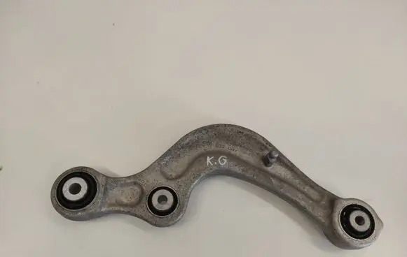 Audi Q7 4M Rear control arm 4M0505323
