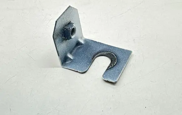 Jaguar XE Fender mounting bracket 
