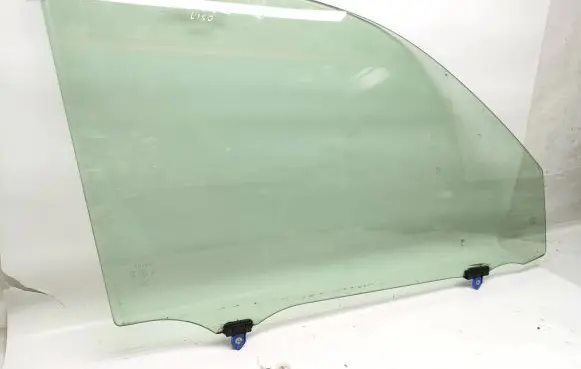 Toyota Land Cruiser (J150) Front door window glass four-door 43R00012 4300751