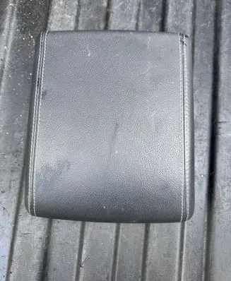 Land Rover Discovery Sport Armrest 26038299