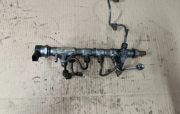 Volkswagen Amarok Fuel main line pipe 03L130089J 07130764AB 0281006075