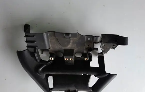 BMW 2 Active Tourer U06 Engine mount bracket 301460129
