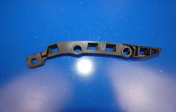 Mercedes-Benz GLA W156 X156 Rear bumper mounting bracket A1568850321