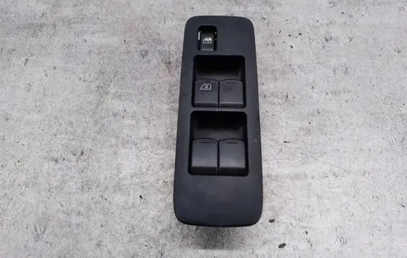 Nissan Qashqai+2 Quarter vent window switch 25401BB65B