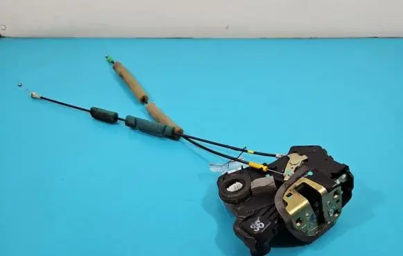 Toyota Camry Front door lock IMPRK1368589