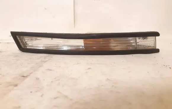 Front indicator light