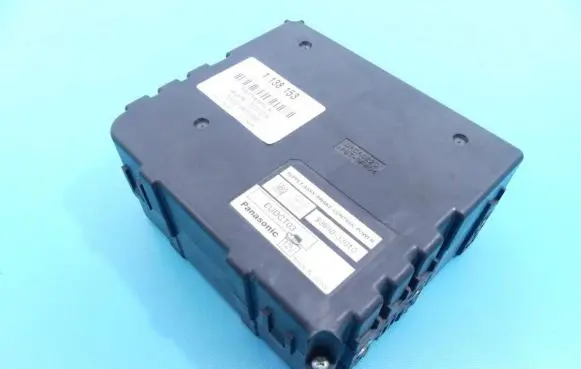 Lexus RX 330 - 350 - 400H Central body control module 89680-33010 IMPRK1138153