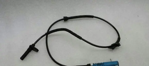 BMW 6 E63 E64 ABS brake wheel speed sensor 61126908705