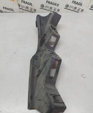 Volkswagen PASSAT B6 Front bumper mounting bracket 3C0807890