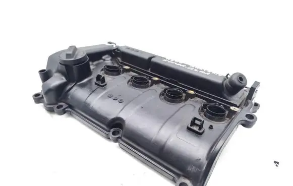 Honda HR-V Rocker cam cover L15B4